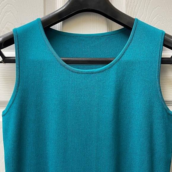 Chicos Women's Teal Size 1 / Medium Travelers Tank Top Shirt Perfect Layer - Picture 3 of 9